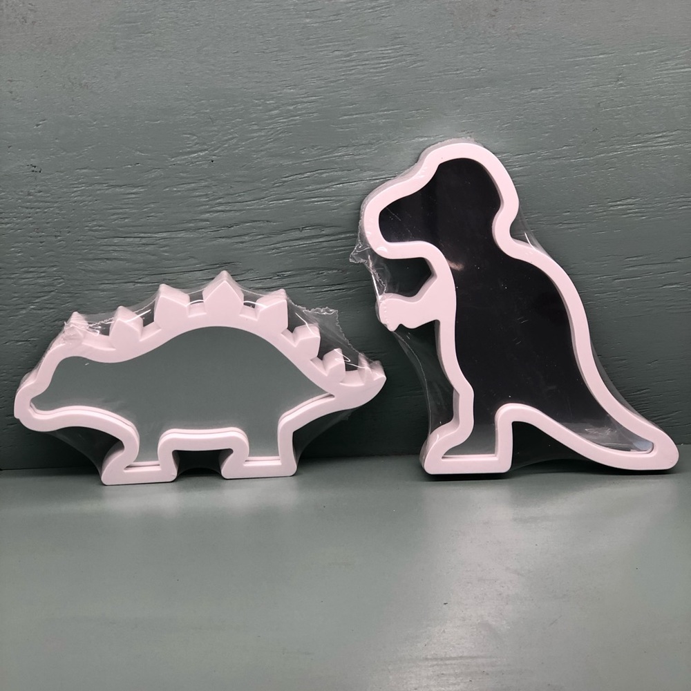 2 dinosaur shaped mirrors. Great for a kids room NWT